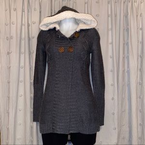Ladies hooded sweater